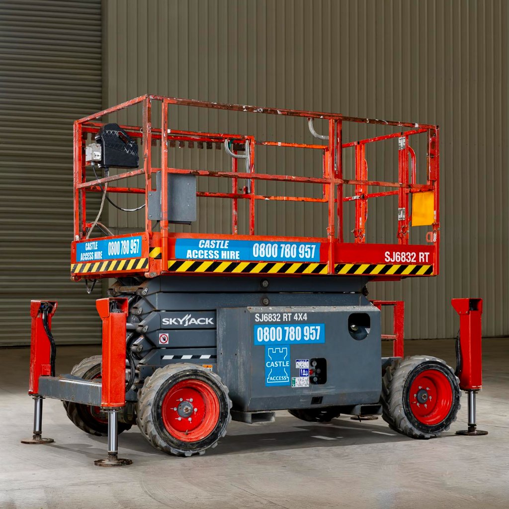 Rough Terrain Scissor Lifts